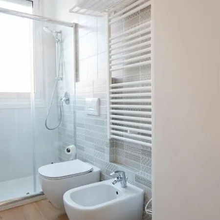 Modern House Dergano A 150 Metri Metro Apartment Milan Exterior photo